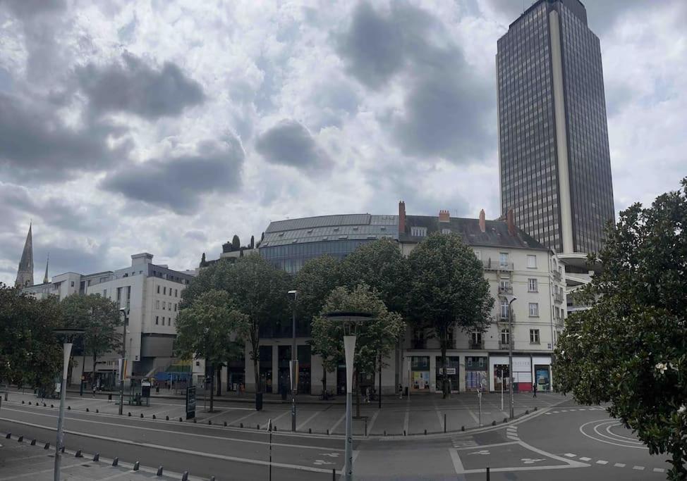 Studio Duquesne 1/2 Pers Nantes Exterior foto